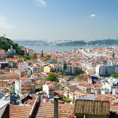 With Terrace By Lovelystay Appartement