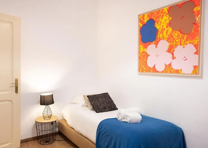 Apartment With Terrace By Lovelystay Lissabon