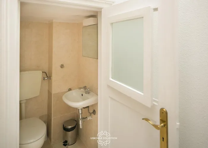 With Terrace By Lovelystay Apartment